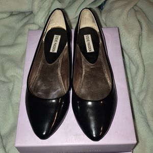 Black Steve Madden flats